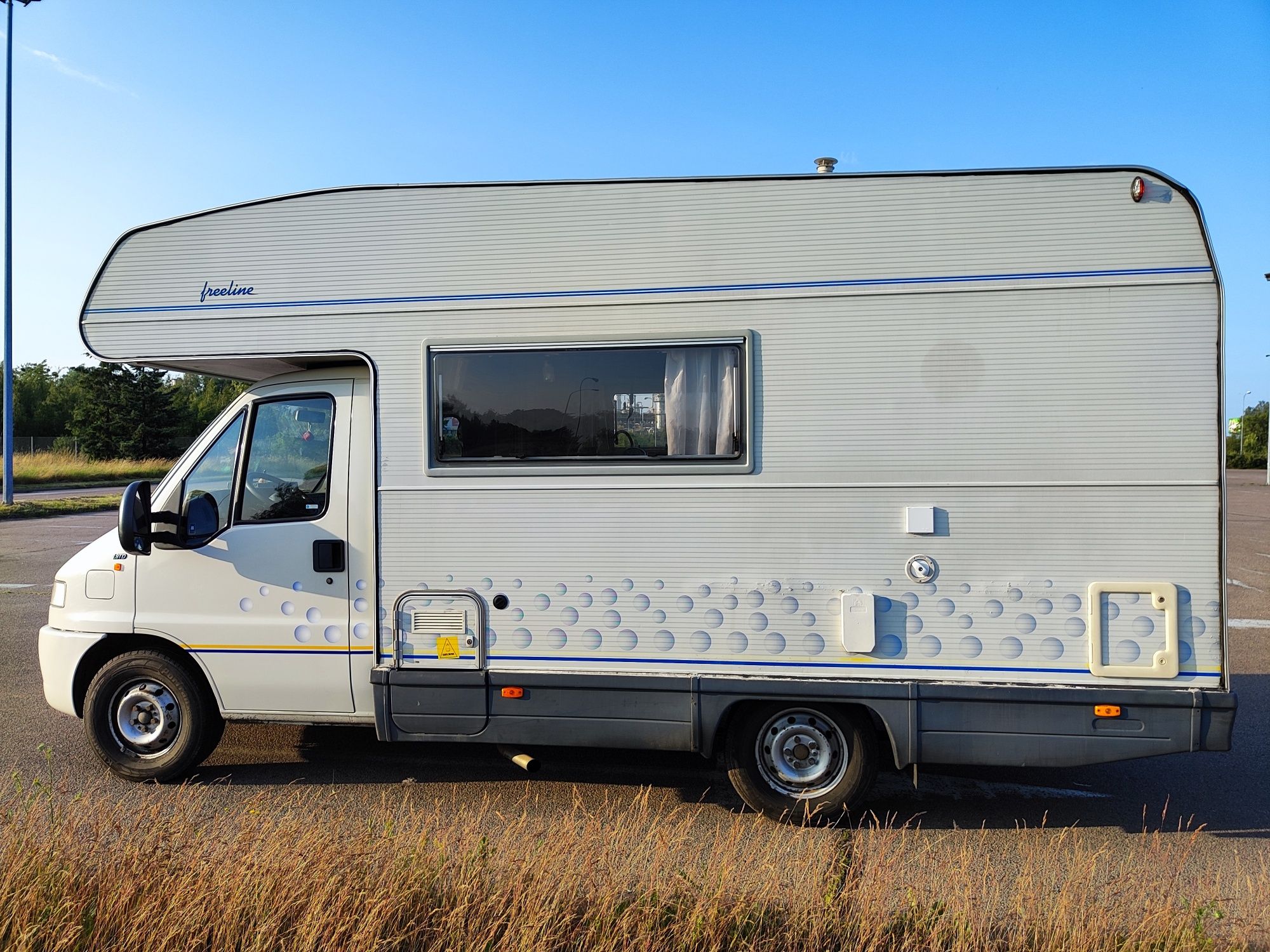 Fiat Ducato Mobilvetta Luna Kamper 4/6 osób, łóżko piętrowe