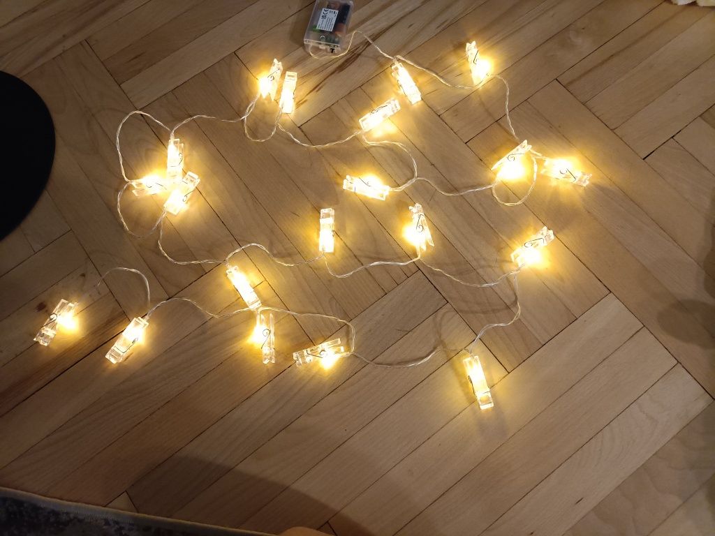Światełka z spinaczami