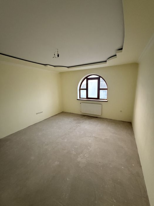 Продаж 5-ти кімнатного будинку, у м. Новоселиця!