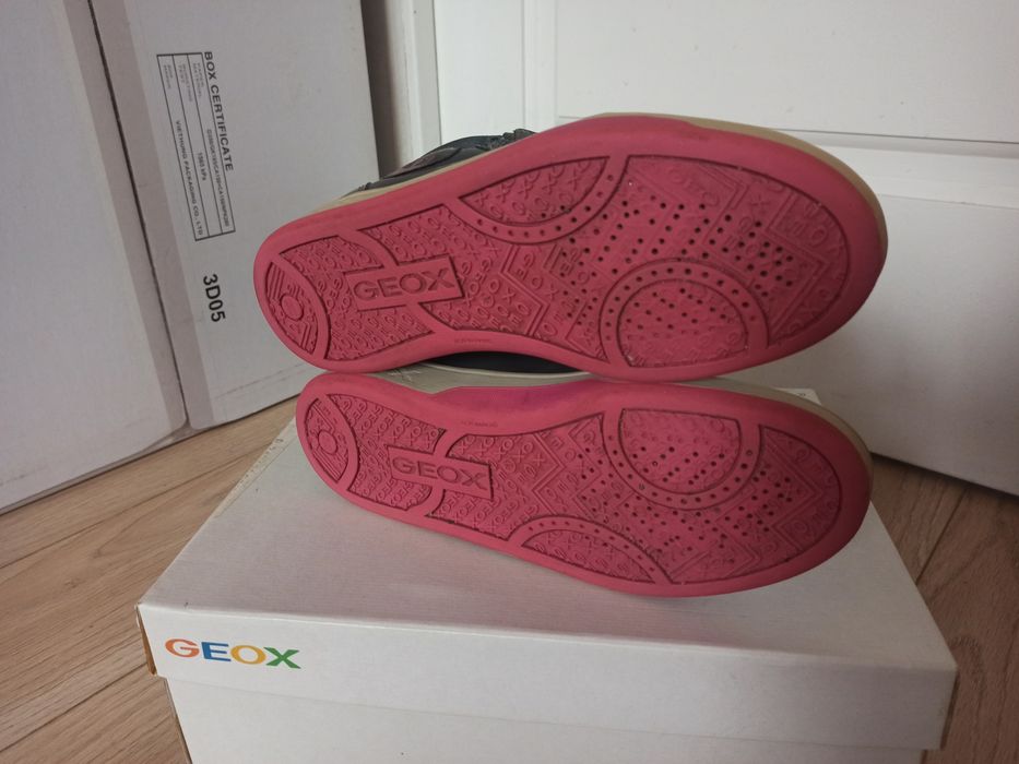 Кросівки високі осінні Geox 39р для дівчинки, черевики, напівчоботи