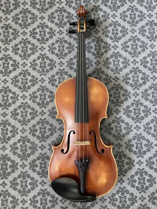 Скрипка Чеська для учнів та студентів