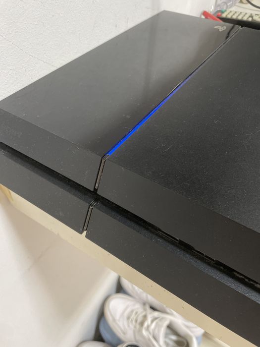 Playstation 4 fat 100% funcional. Qual quer duvida ler a descrição
