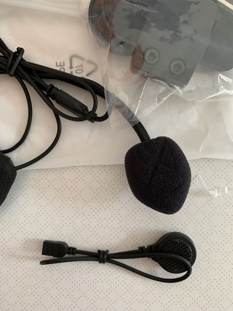 Intercumonicador 800m/ radio/auricular bluetooth