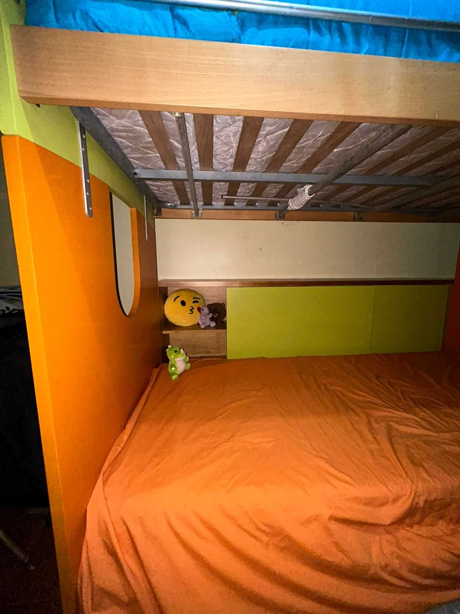 Beliche com 3 colchões