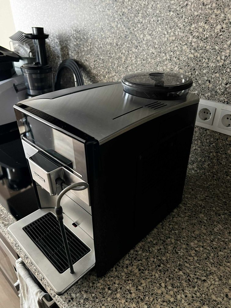 Ekspres Siemens EQ6 s700+