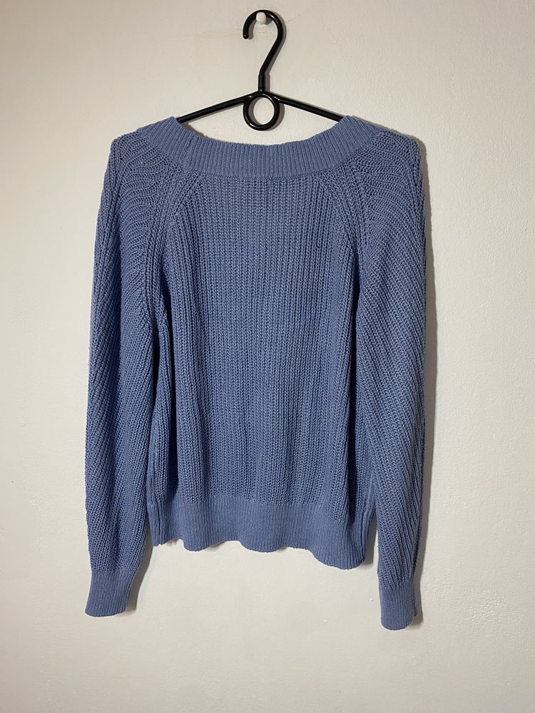 Lindex / sweter zimowy z dekoltem V / M