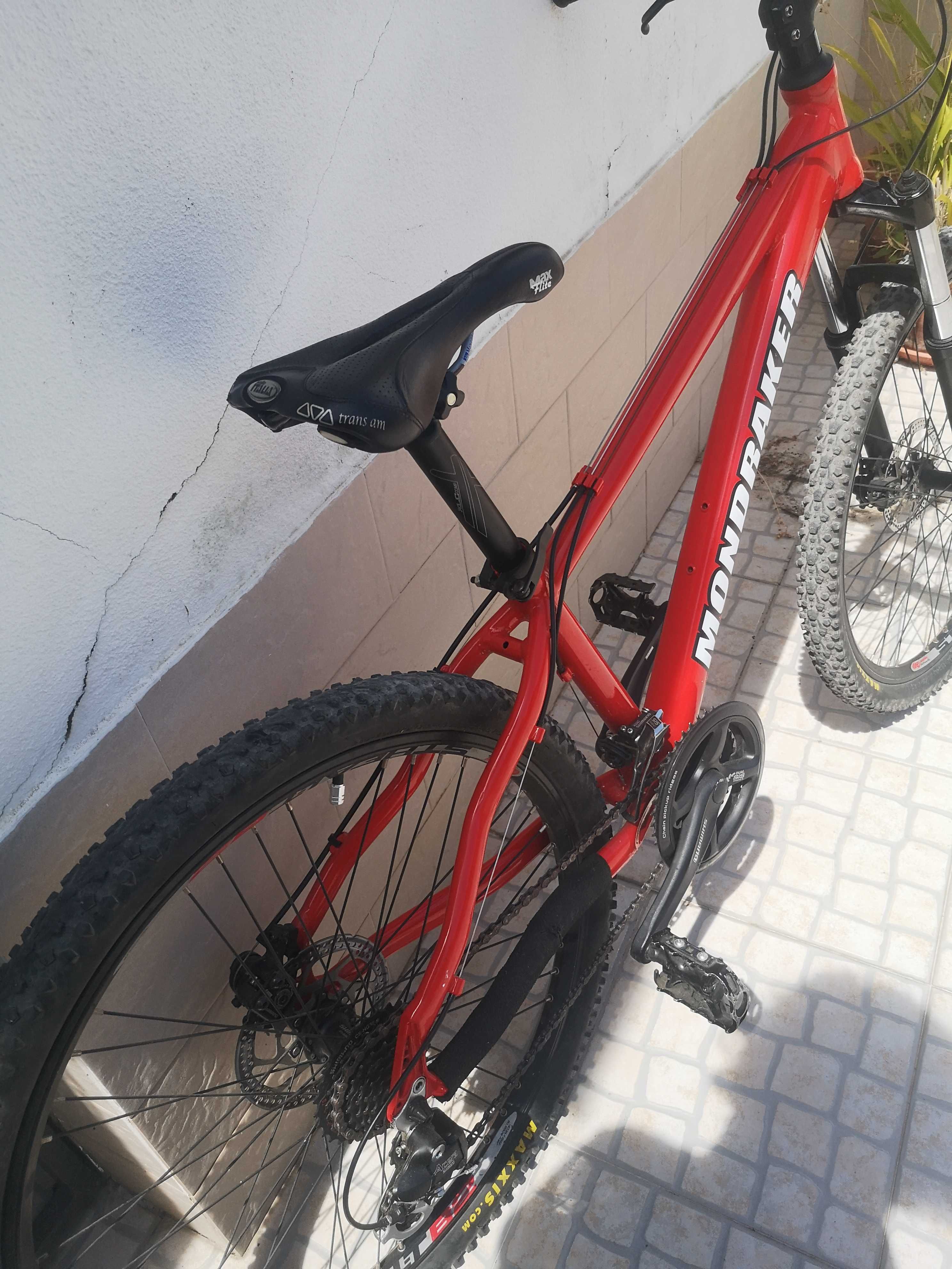 Bicicleta Mondraker - Estado Novo