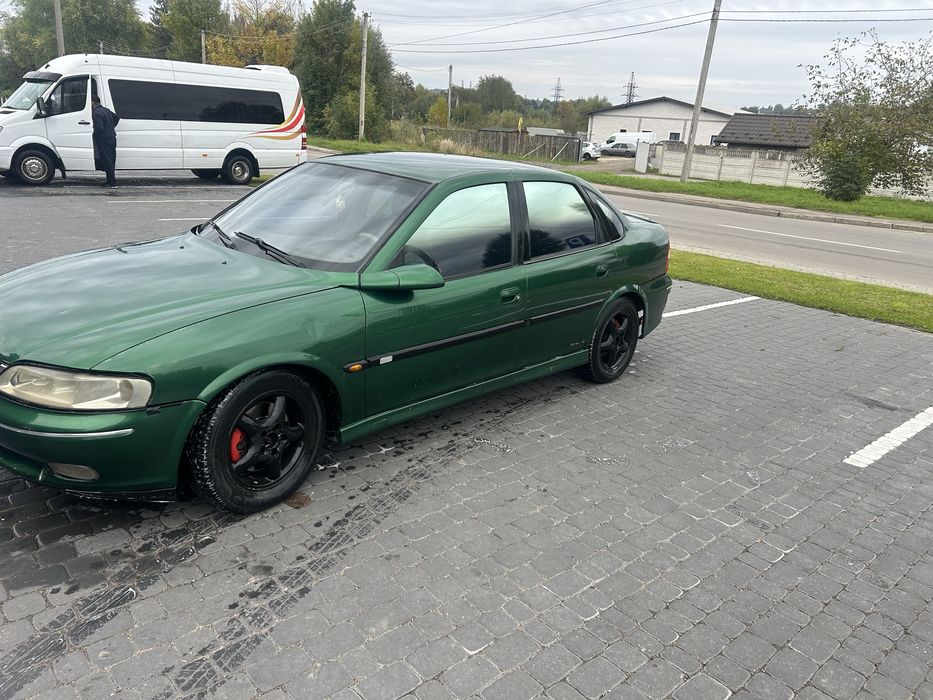 Продам машину Опель