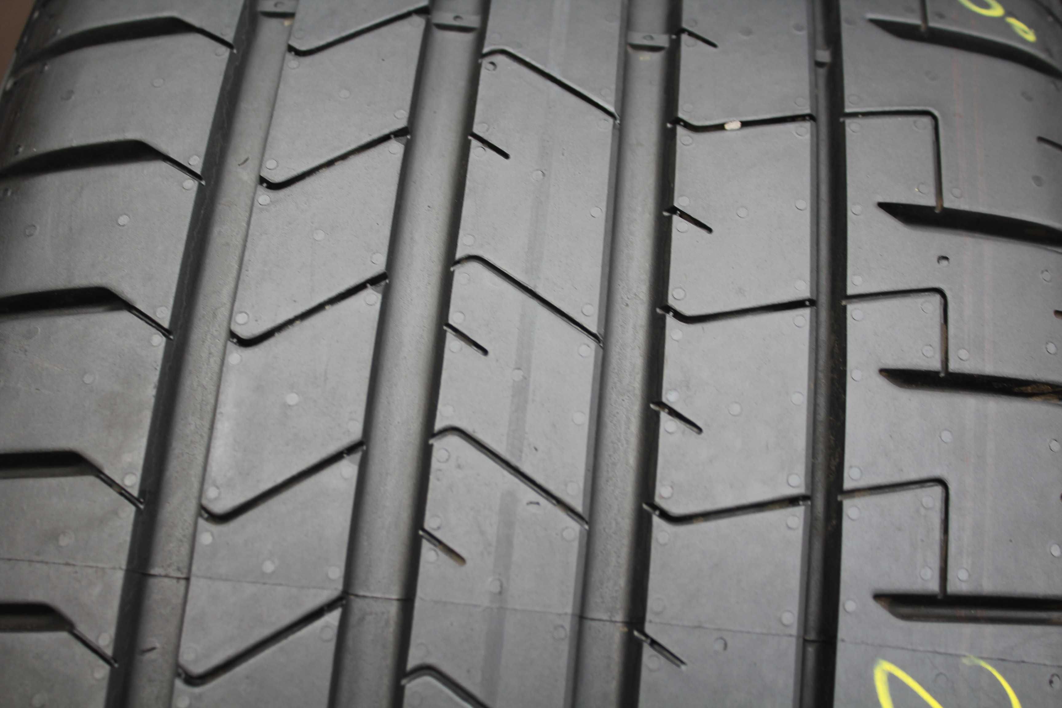 275 40 R20 Pirelli P ZERO TM
