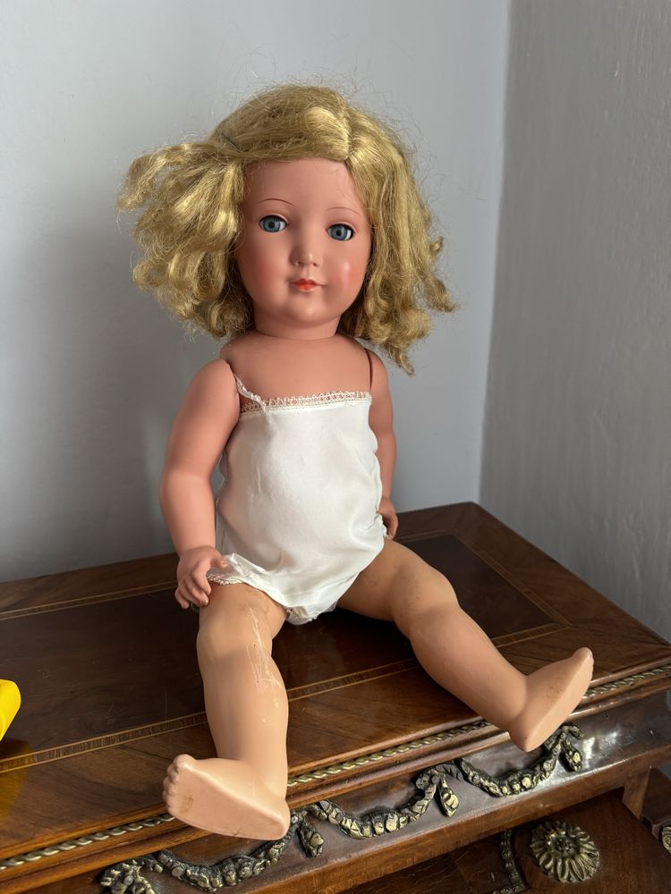 Stara lalka kolekcionerska