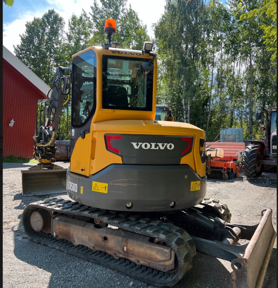 Koparka volvo ECR58D