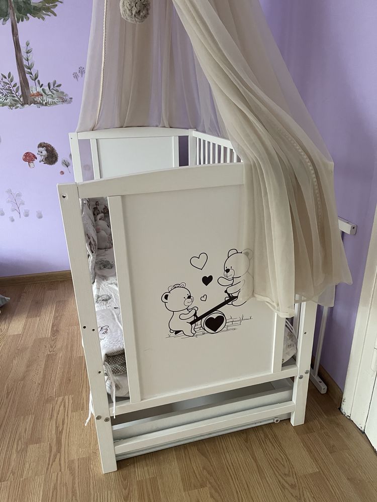 Łóżeczko z szufladą BAJKA+ Materac+baldachim