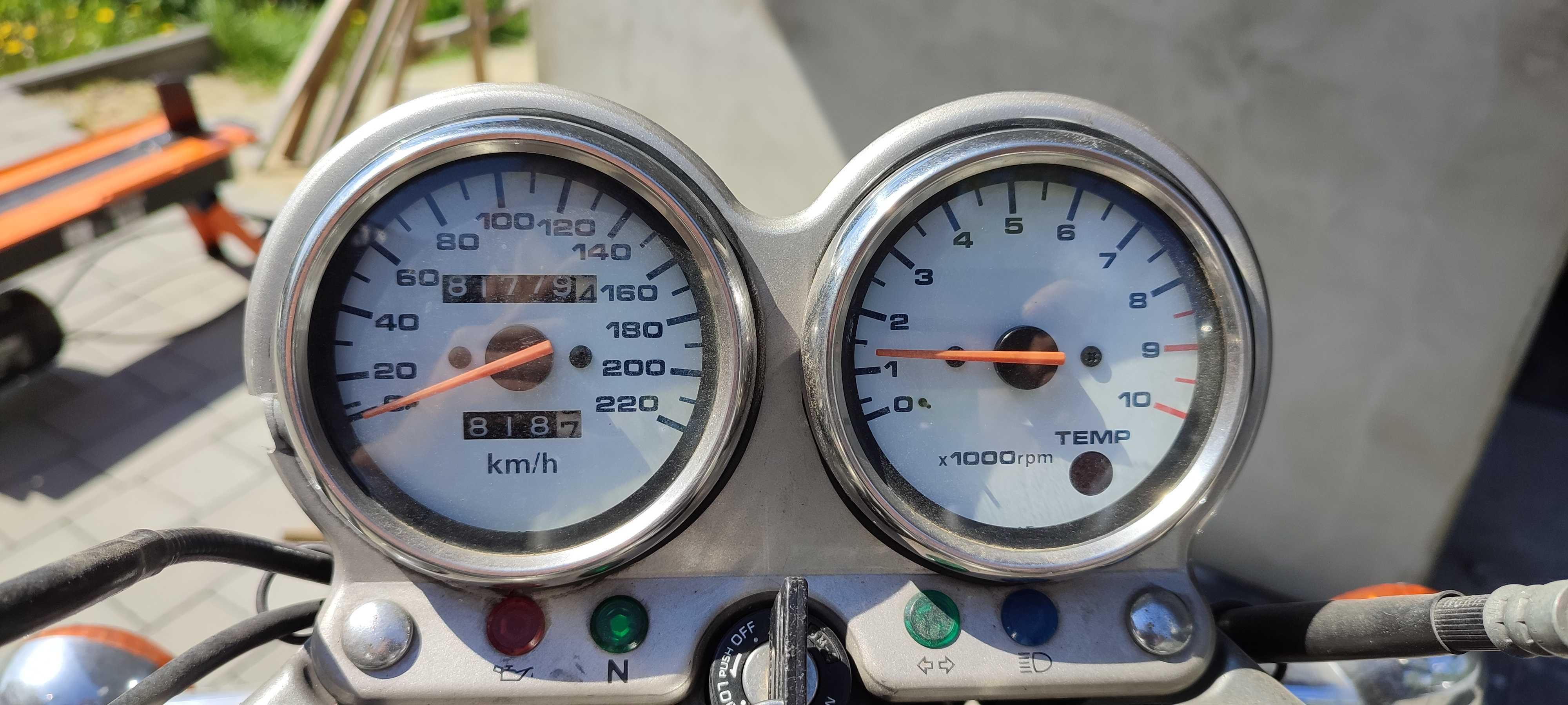 Suzuki VX800 (VS 51 B)