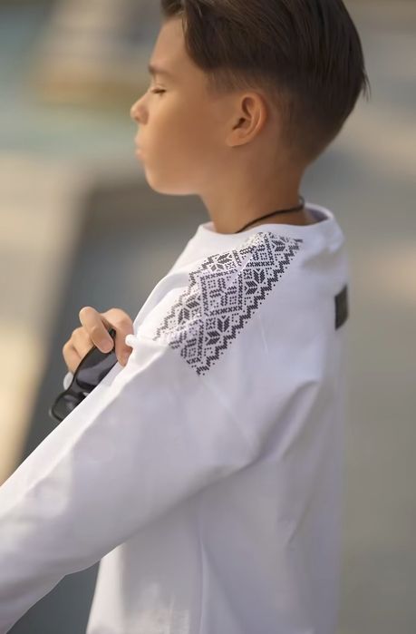 Бавовняна тепла кофта на хлопчика 140 розмір