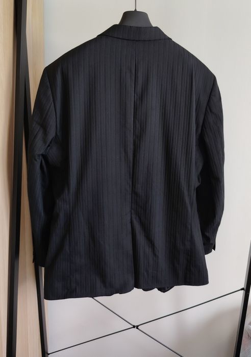 Sunset Suits czarna marynarka prążek 100% wełna 56