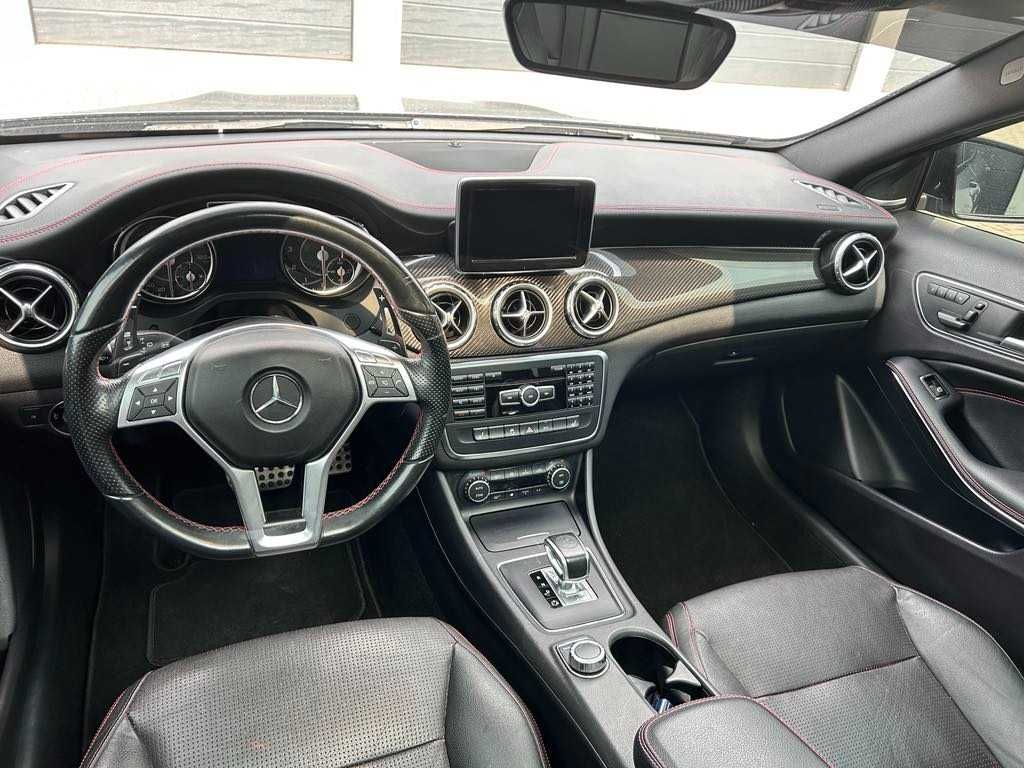 Mercedes-Benz GLA 45 AMG