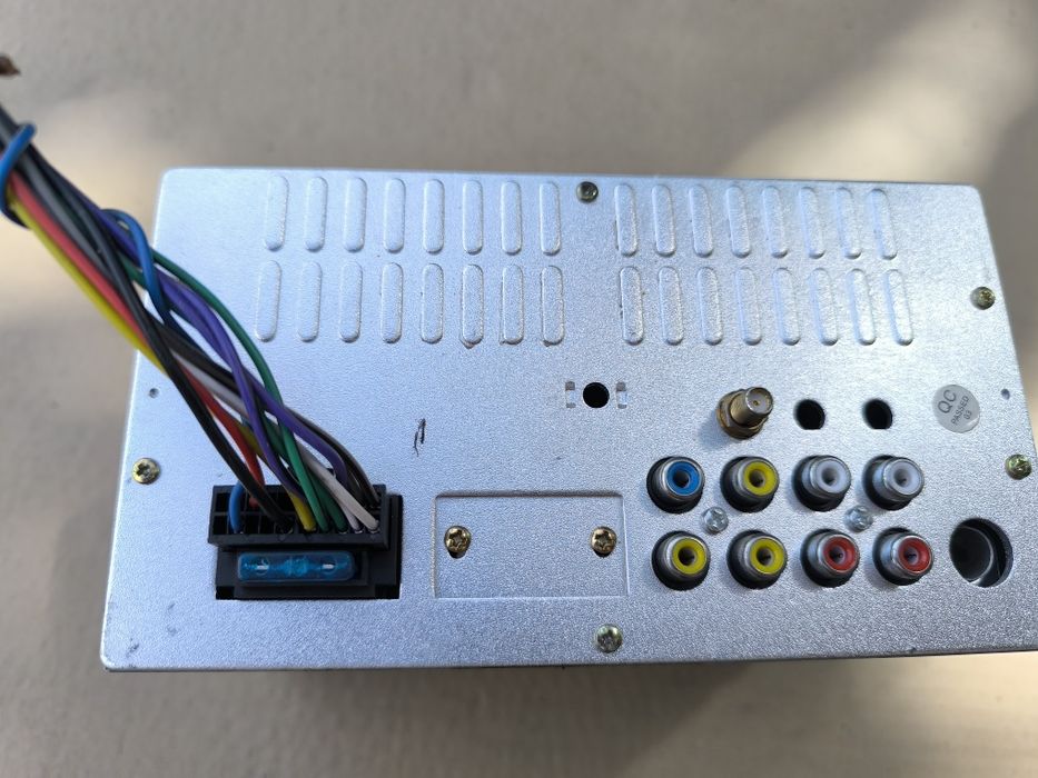 Автомагнітола Swat CHR4220