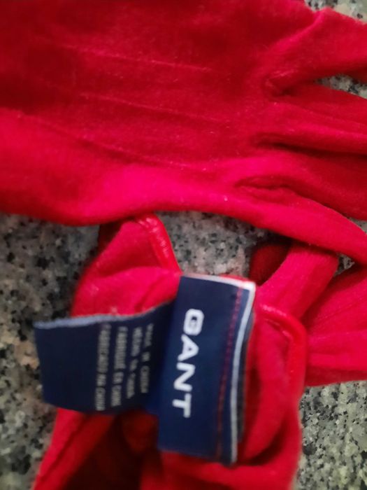 Luvas Gant. Vermelhas