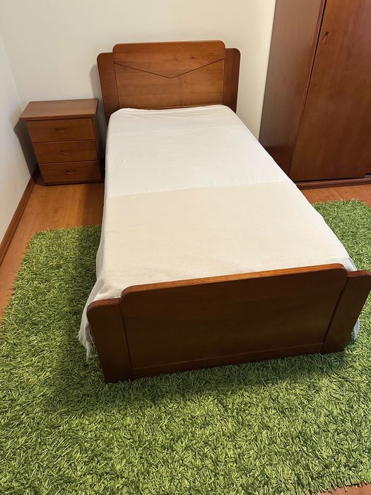 Mobília de quarto + carpete