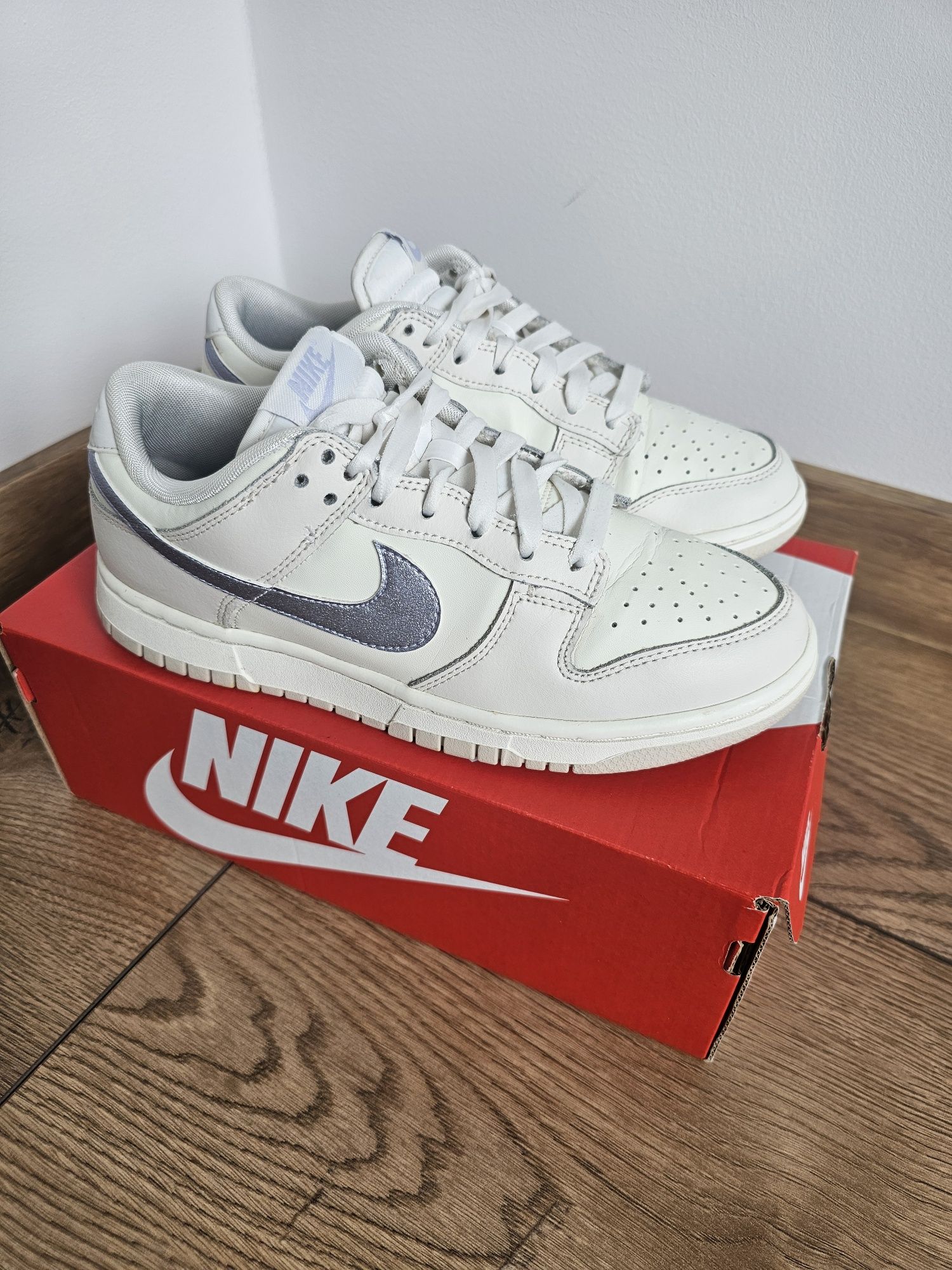 Nike Dunk Low Ess 38 (24cm) białe/kremowe nie Airforce 1
