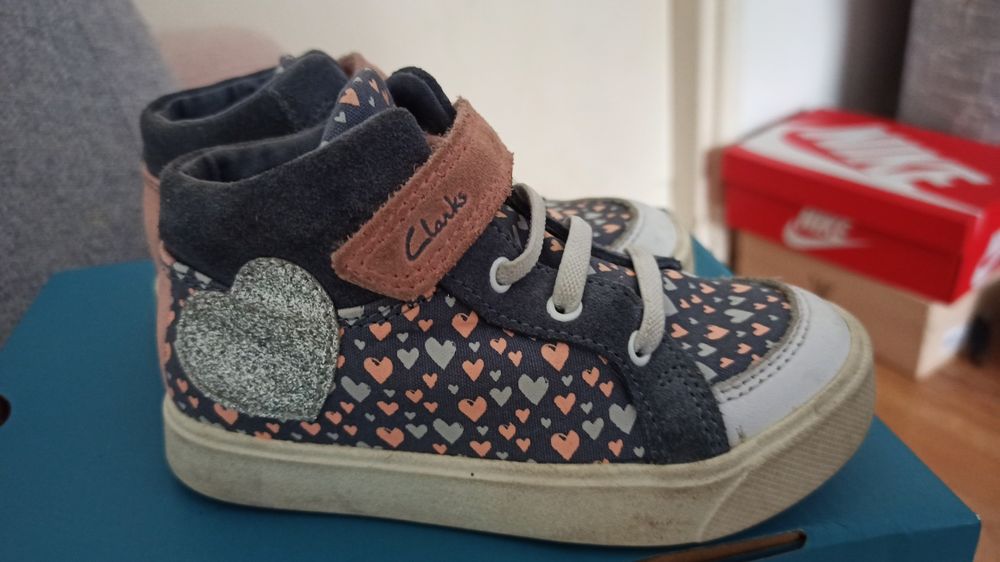 Buty do przedszkola firmy Clarks
