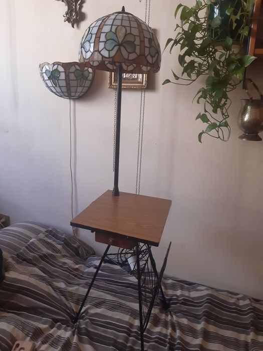 Tiffany Stara lampa podłogowa plus kinkiet