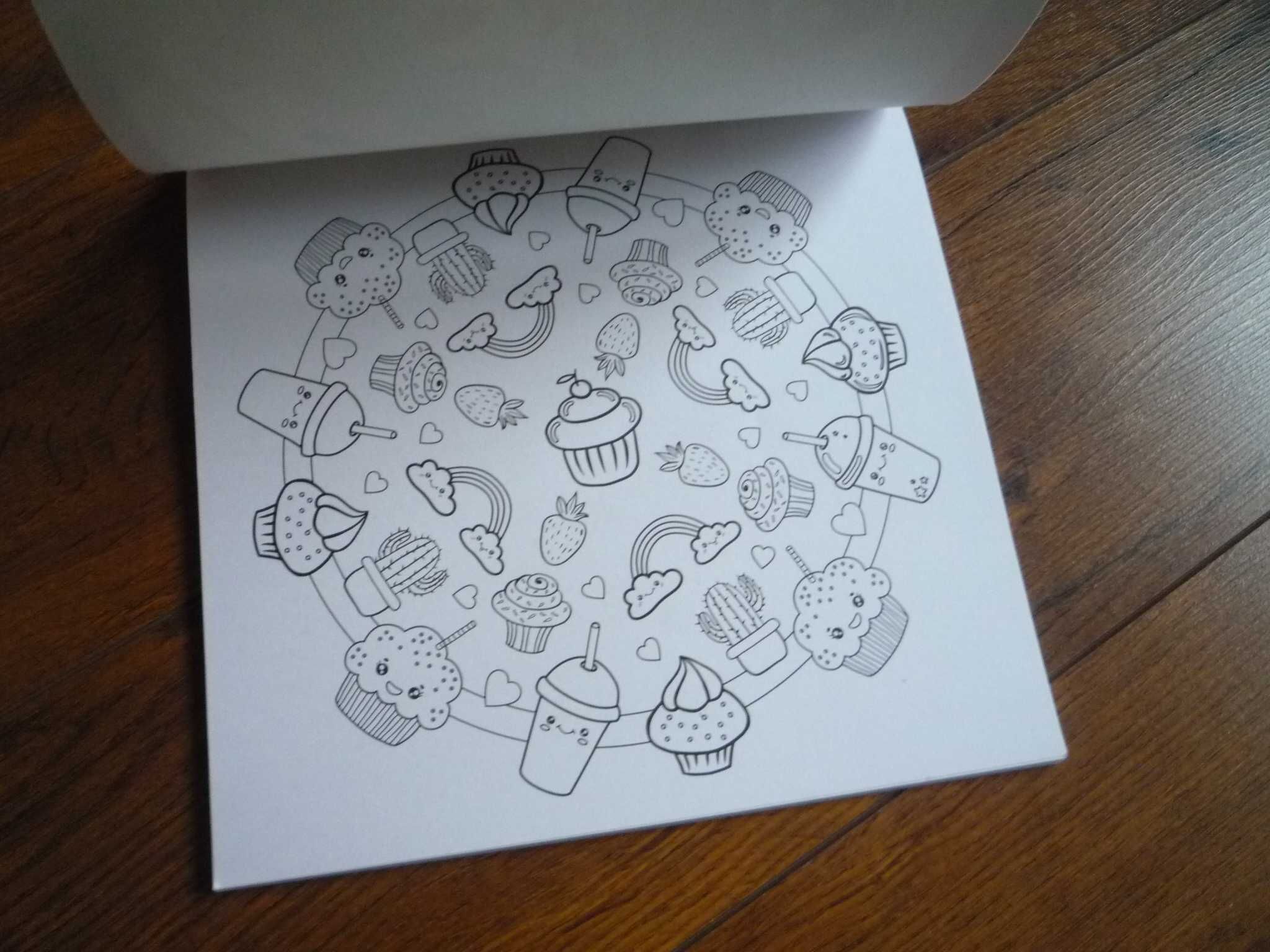 Mandala 20x20cm Kolorowanka torty lody ciasteczka desery