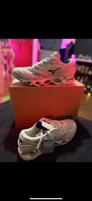 Mizuno Flor de Lotus
