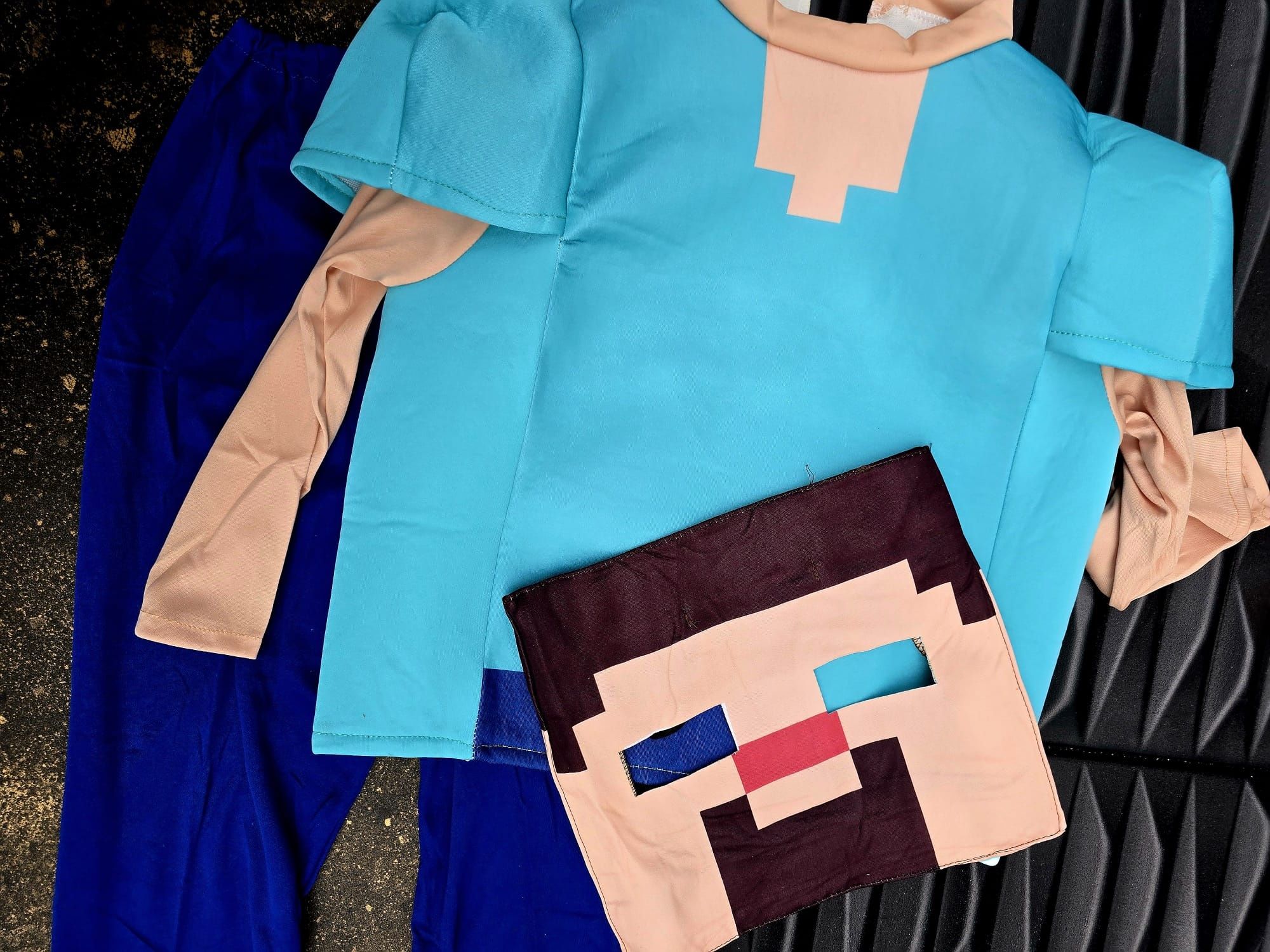 Ekstra strój przebranie dla dzieci Steve z Minecraft rozmiar M nowy