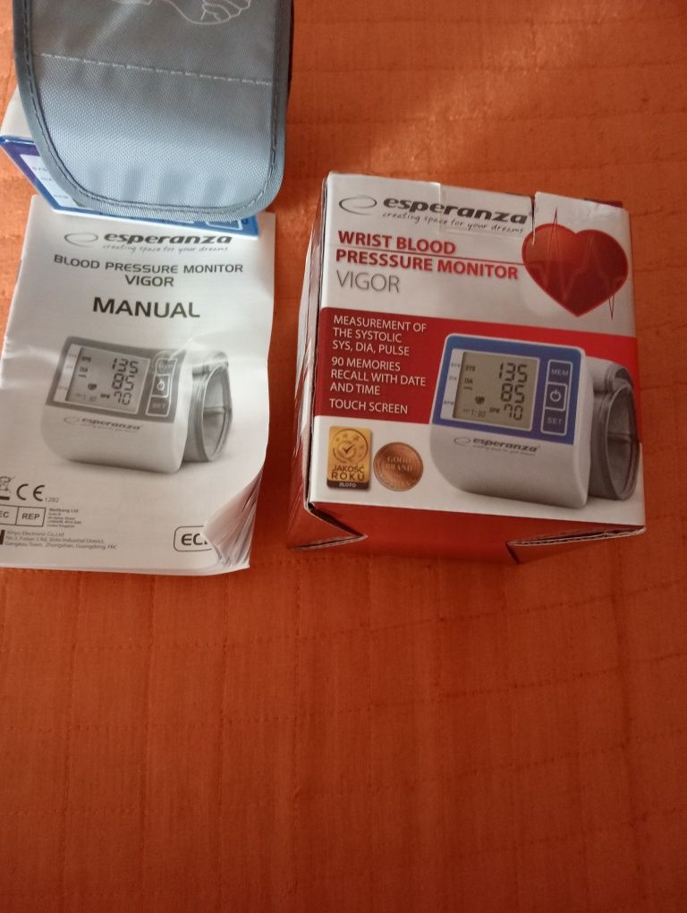Aparelho medir a tensão