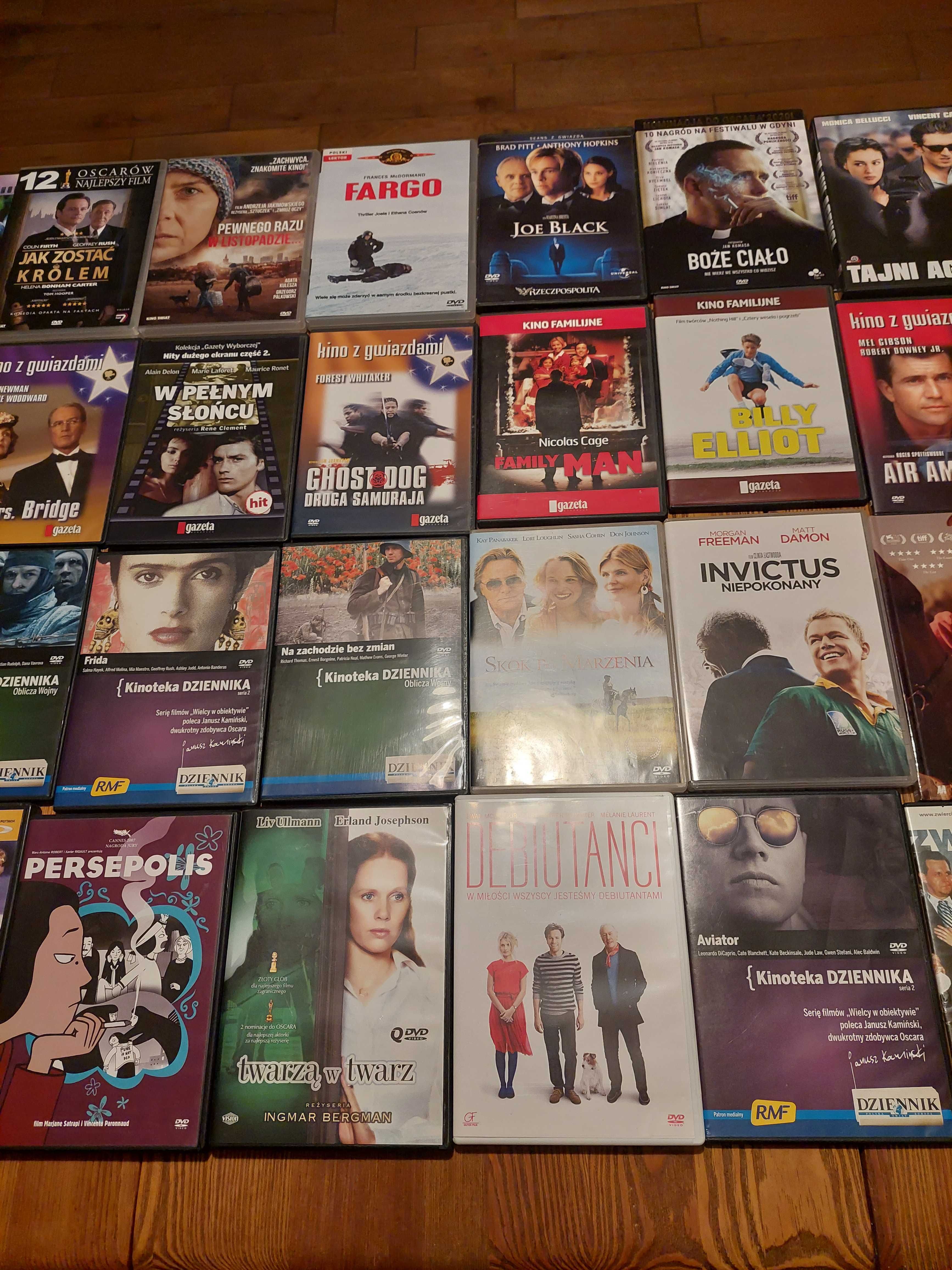 Sprzedam płyty DVD filmy różne ponad 60 tytułów + Sims 2