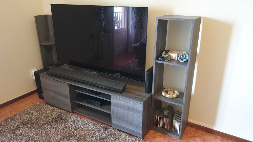 Móvel-Estante TV (três módulos)