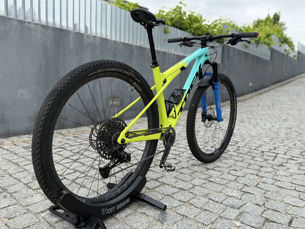 TREK supercaliber carbono Rockshox SID