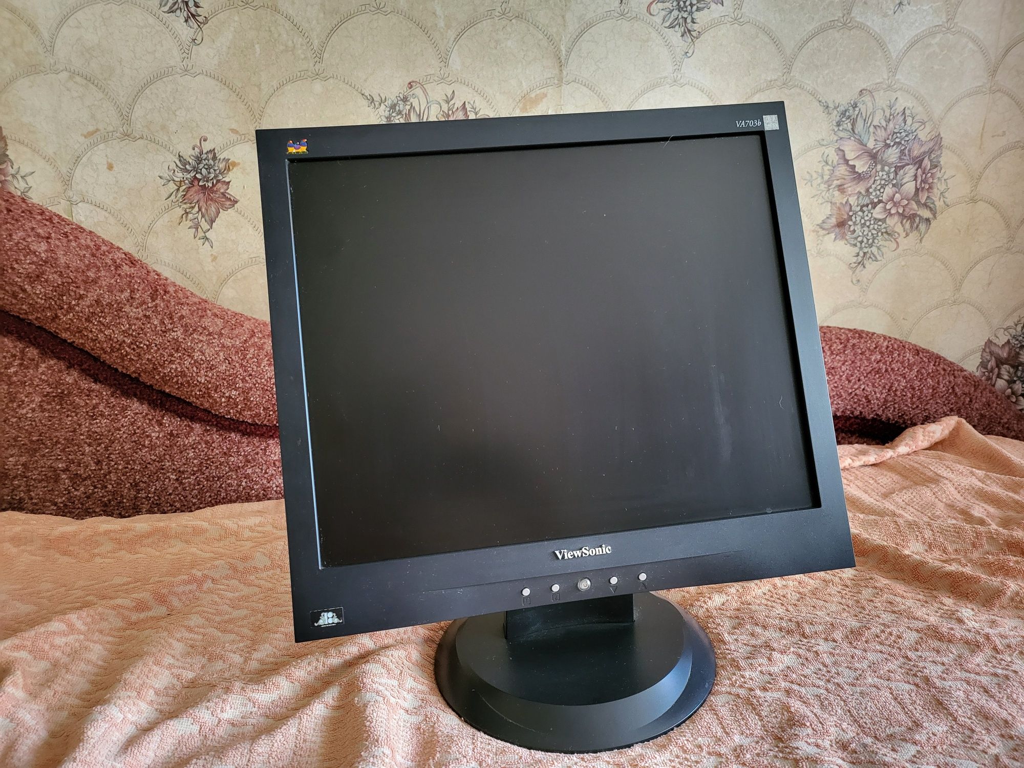 Монитор 17 ViewSonic VA703B-4 VGA