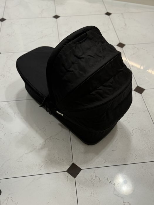 Срочно!!! Продам детскую коляску с люлькой Thule Urban Glide 2 (Blue)