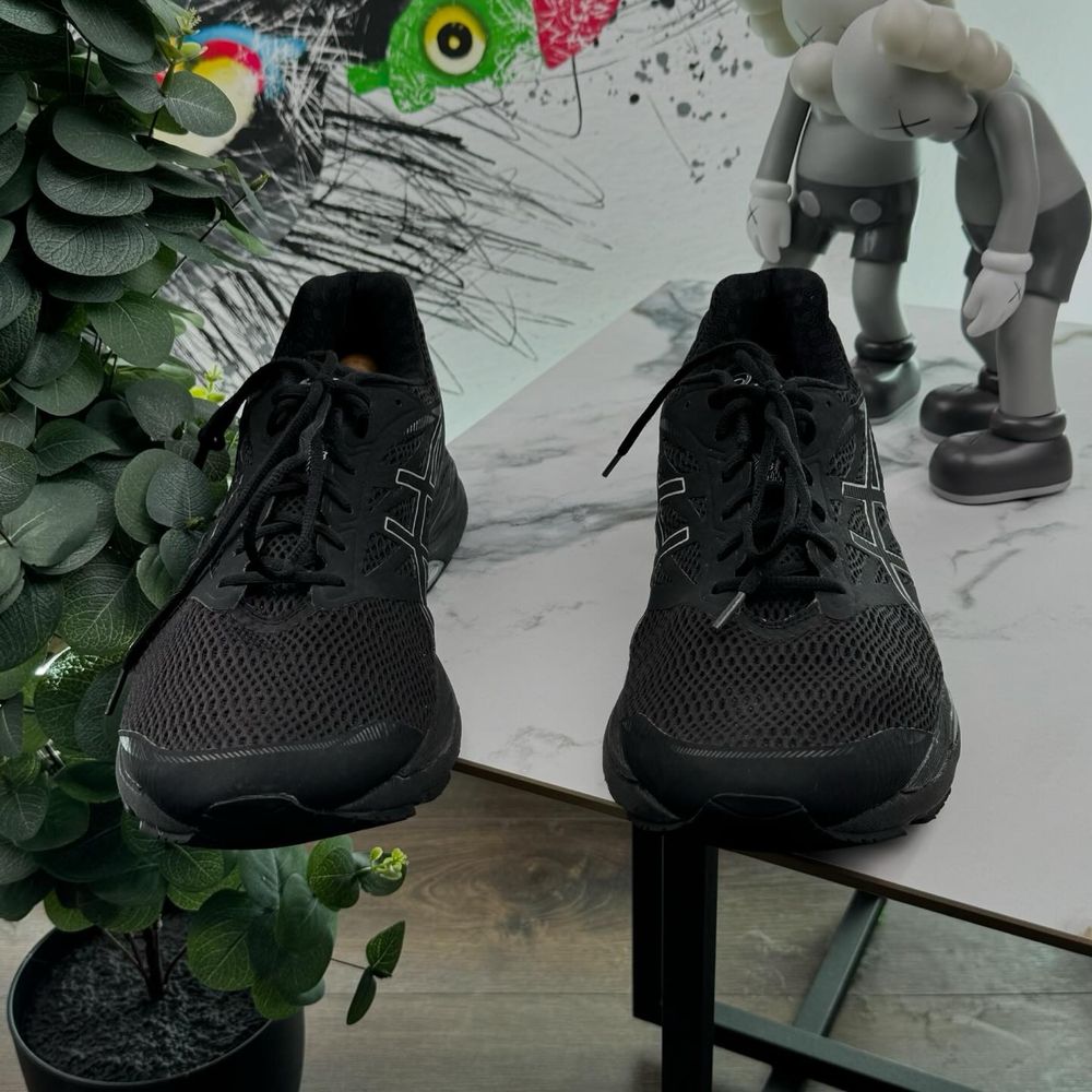 Кросівки Asics Gel Cumulus 50.5 розмір 374