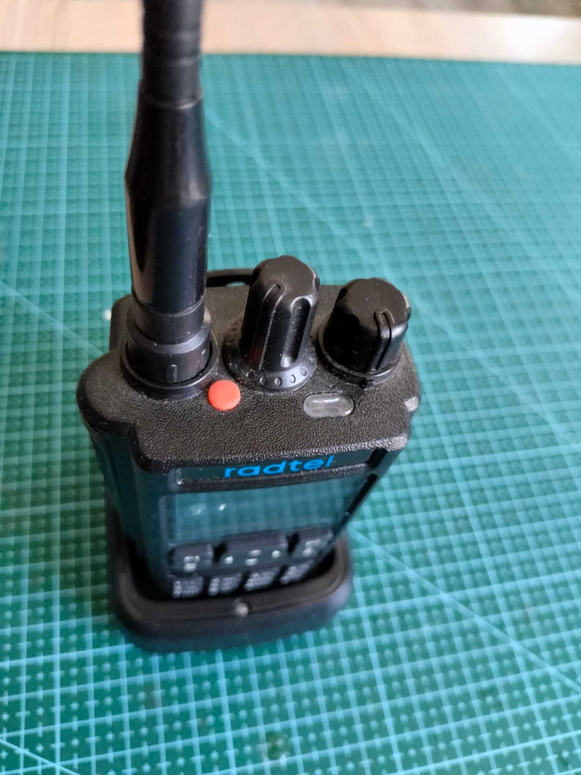 RadTel RT-490 z Bluetooth i GPS. Sprawne.