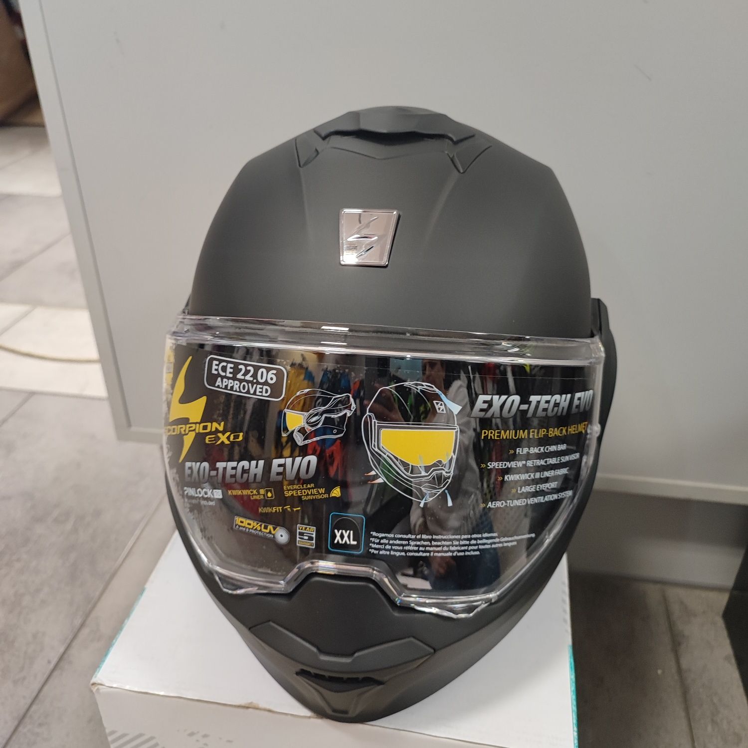 Kask motocyklowy szczękowy SCORPION Exo-Tech Solid Matt Black