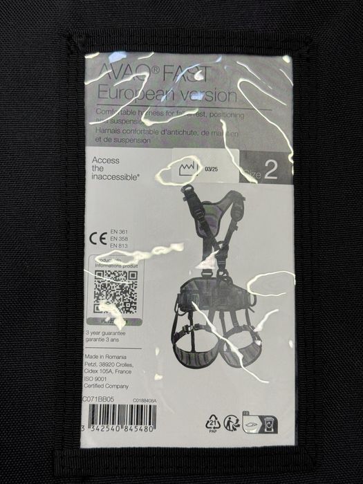 Petzl AVAO FAST black Europeu NOVO