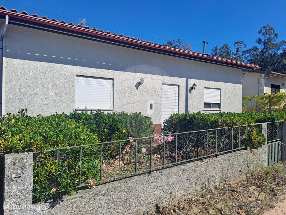 Moradia T4 para venda