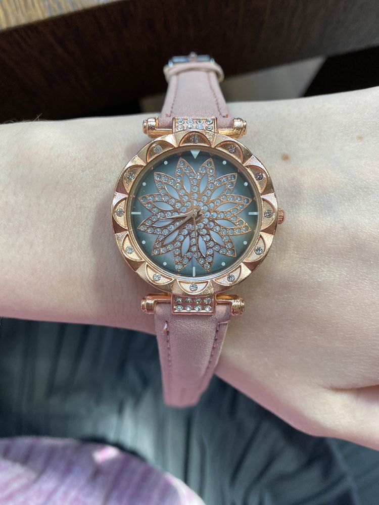 Zegarek plus bransoletka