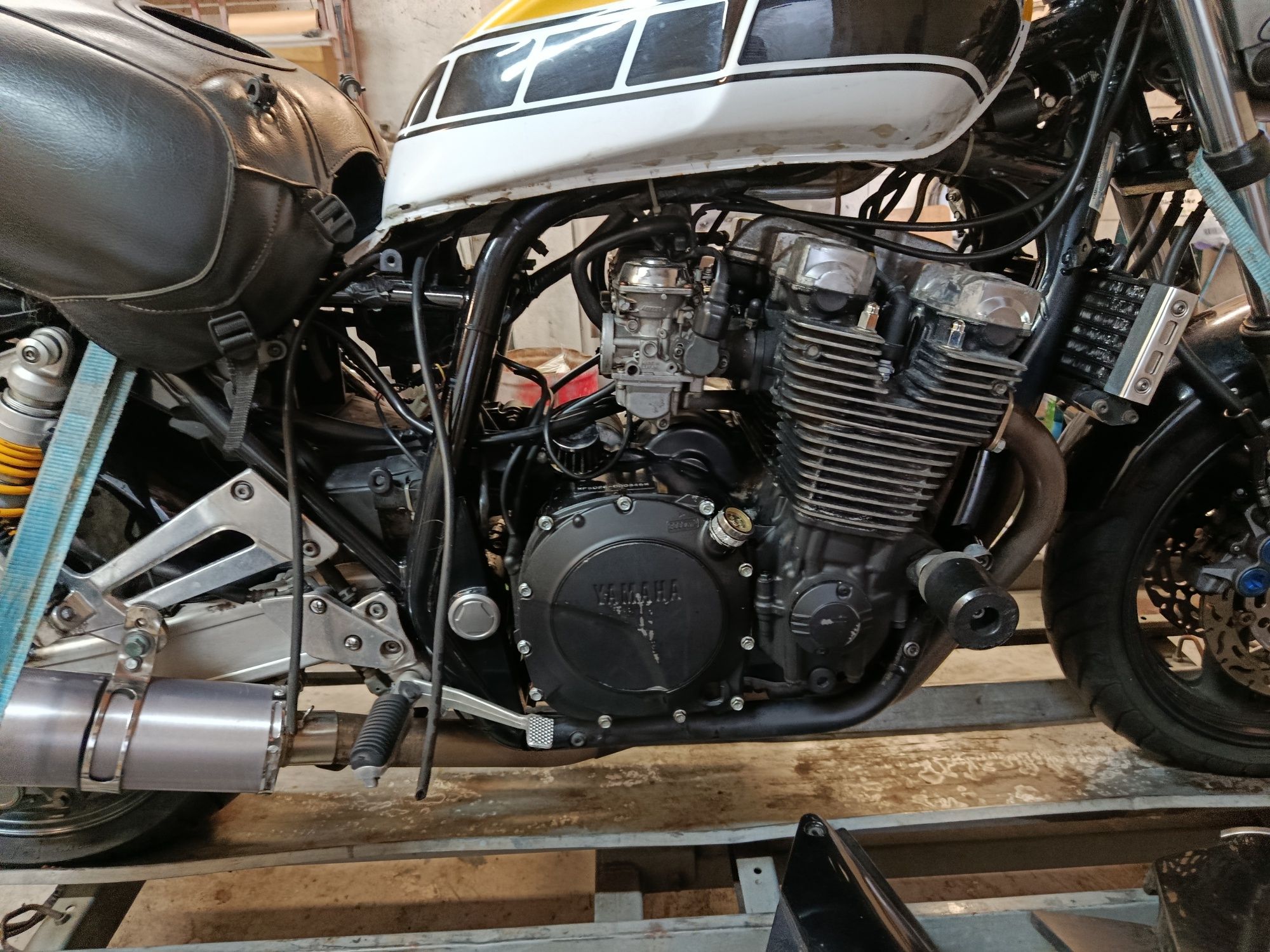 Yamaha xjr1300 zbiornik paliwa rama lagi silnik zegary  amortyzatory