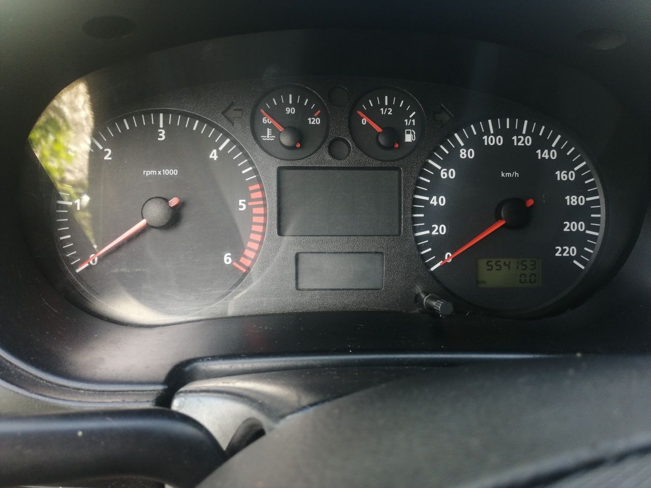 SEAT Ibiza 1.9 TDI – Motor VW, económico, fiável, pneus novos