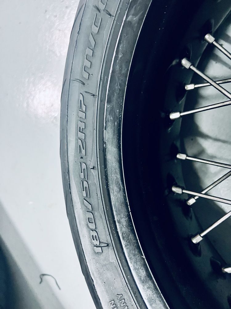 Pneus & Jantes BMW Raios R NineT, R 1200 R, …// R 17x5,5 & 17x3,5 FR