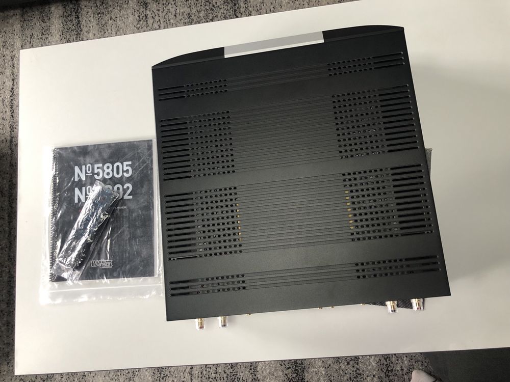 Wzmacniacz Mark Levinson