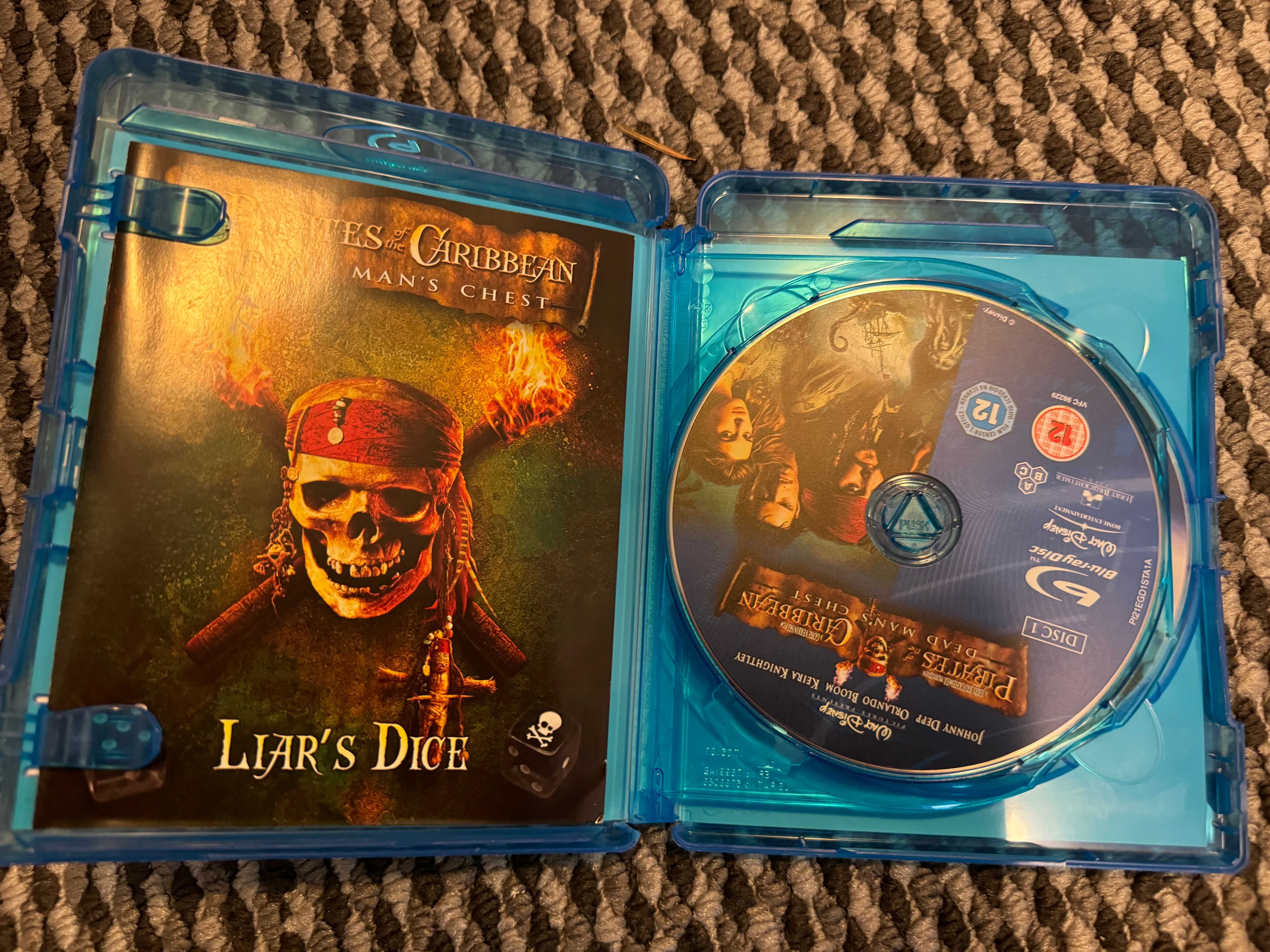 Piraci z Karaibów Skrzynia Umarlaka 2 x Blu-Ray brak PL