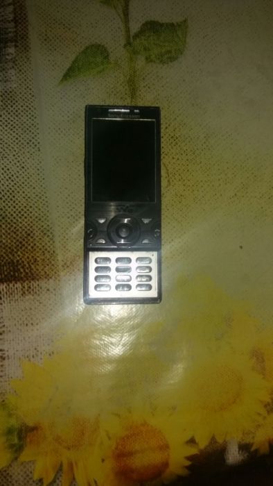 Sony Ericsson W 995...