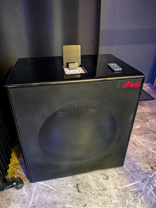 Geneva Lab Model XL iPod/CD System