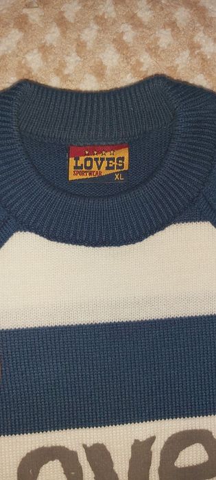 Чоловіча кофта фірми Loves розмір  xl
