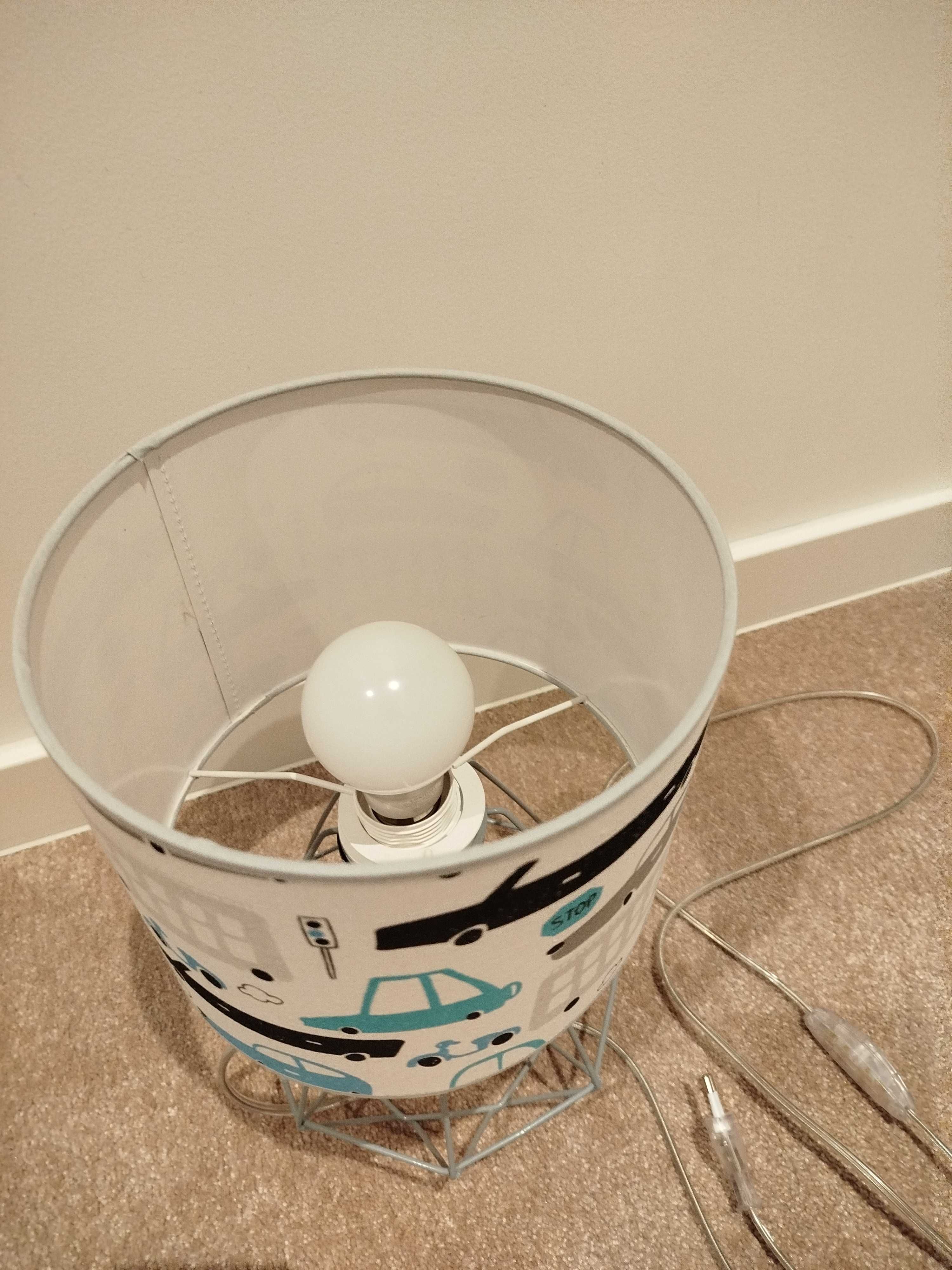 Lampka nocna do pokoju dziecięcego